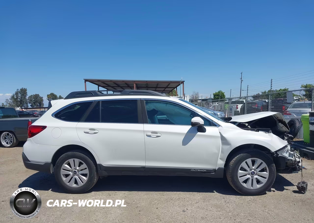 2019 Subaru Outback 2.5I Premium VIN:4S4BSAHC0K3323310 - 13