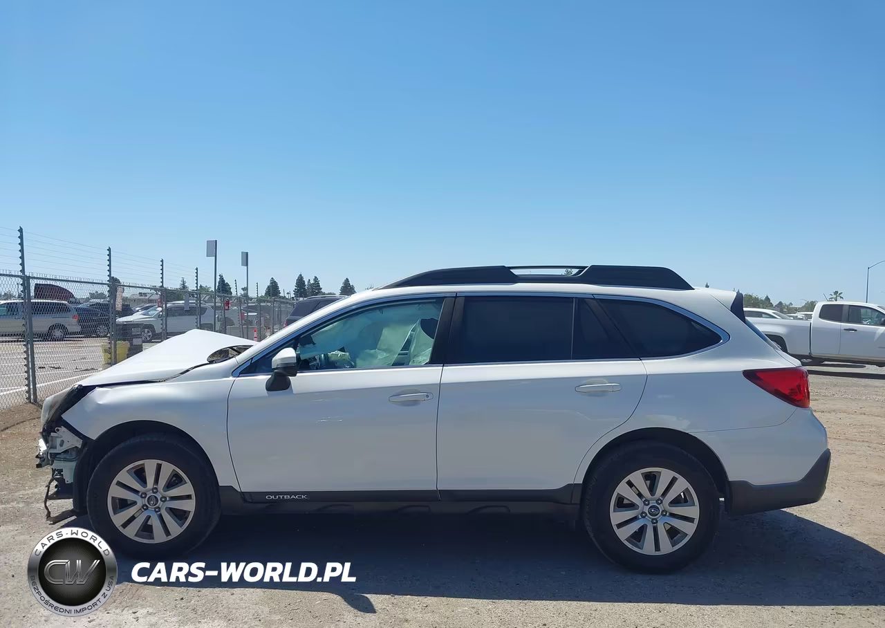 2019 Subaru Outback 2.5I Premium VIN:4S4BSAHC0K3323310 - 14