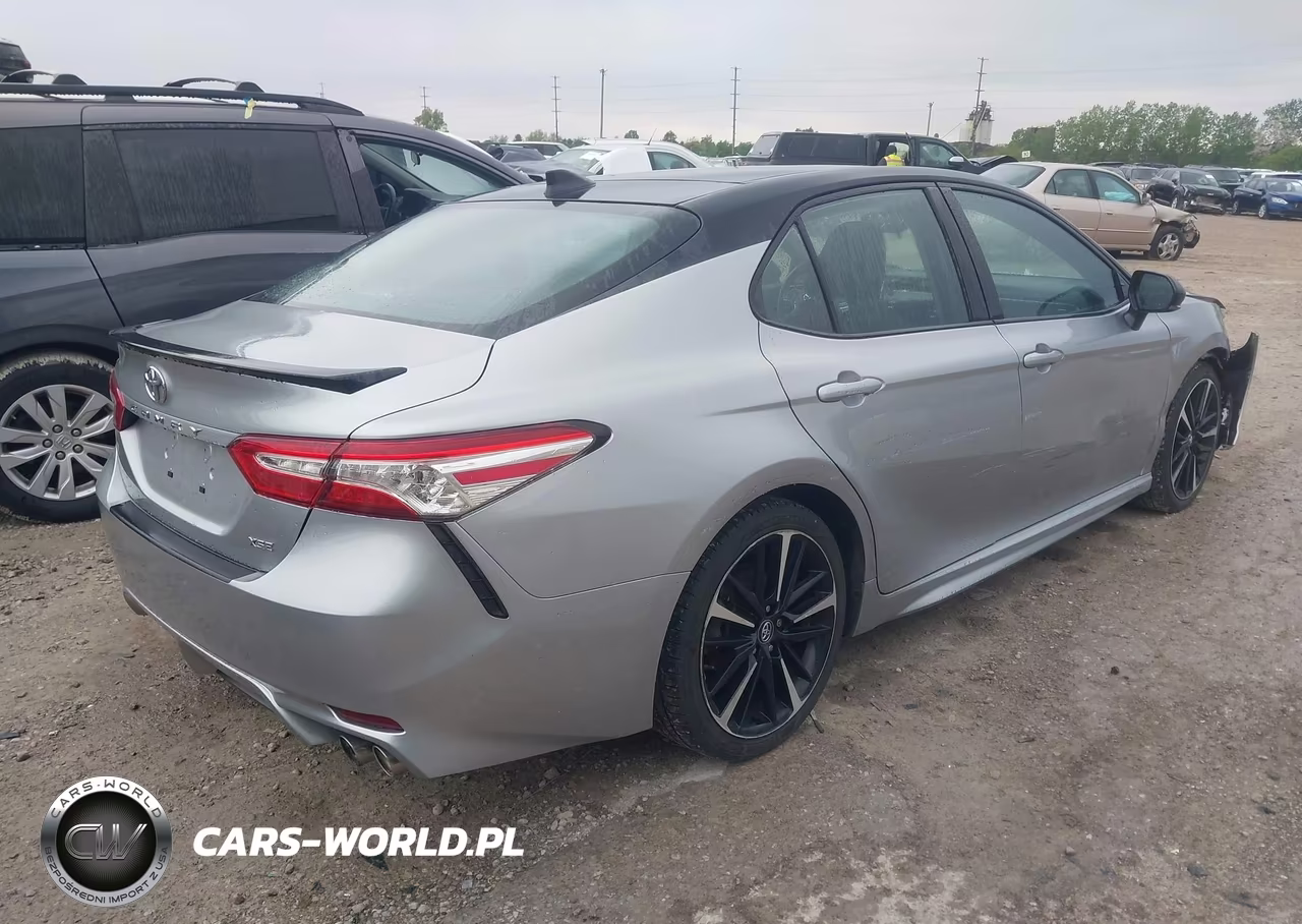 2020 Toyota Camry Xse VIN:4T1K61AK0LU311787 - 4
