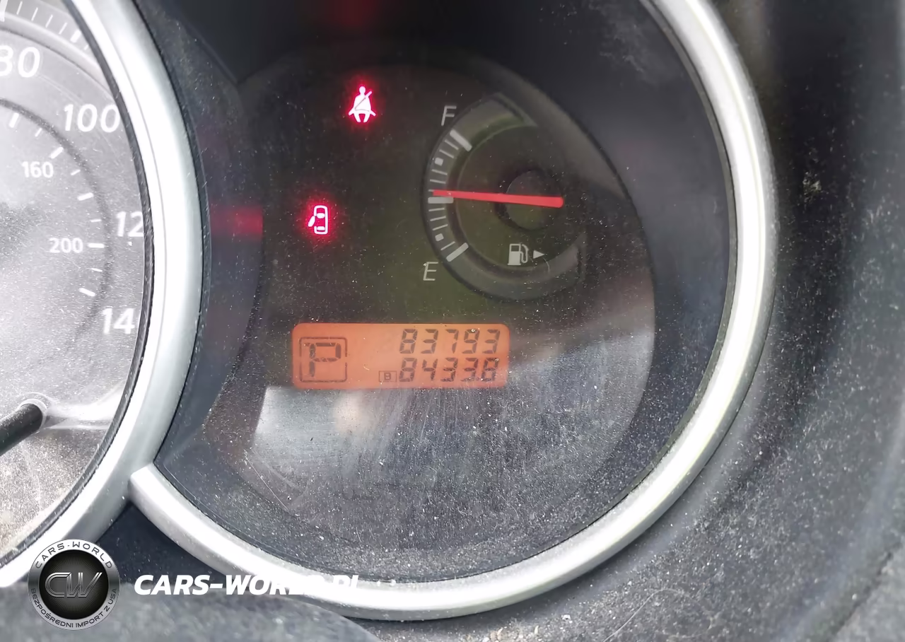 2010 Nissan Versa 1.8S VIN:3N1BC1AP0AL404893 - 7