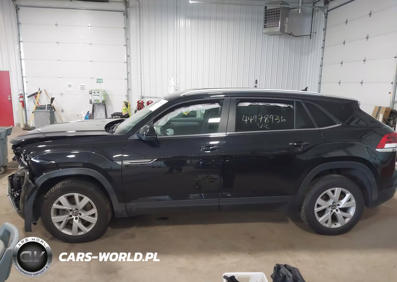 2020 Volkswagen Atlas Cross Sport 2.0T S VIN:1V2GC2CAXLC232063 - 14