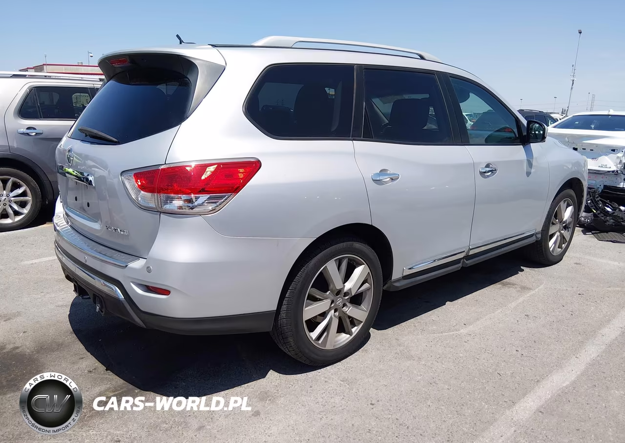 2013 Nissan Pathfinder Platinum VIN:5N1AR2MN7DC633512 - 4