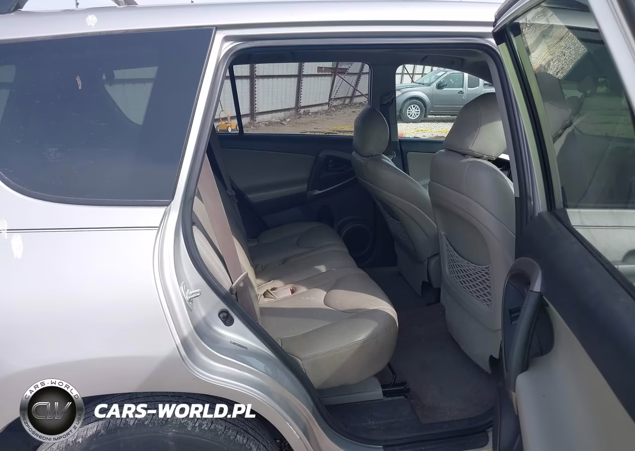 2007 Toyota Rav4 Limited VIN:JTMBD31V475057405 - 8