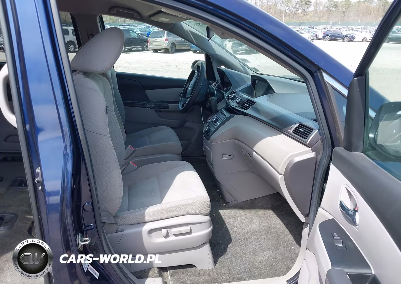 2014 Honda Odyssey Lx VIN:5FNRL5H20EB013065 - 5