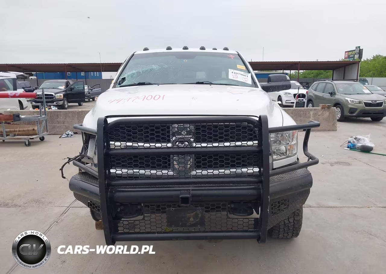 2017 Ram 2500 Tradesman 4X4 6'4 Box VIN:3C6UR5CJ7HG679871 - 12