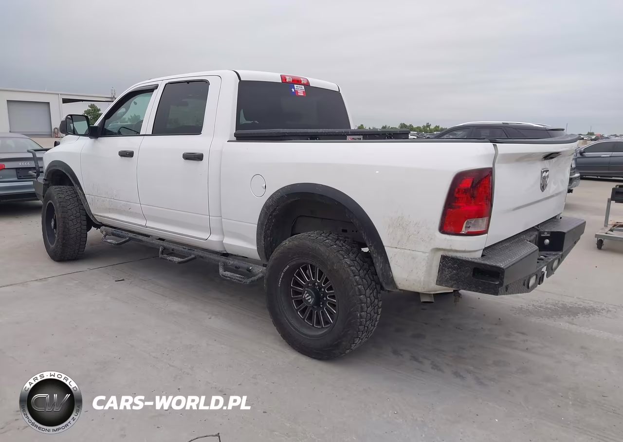 2017 Ram 2500 Tradesman 4X4 6'4 Box VIN:3C6UR5CJ7HG679871 - 3