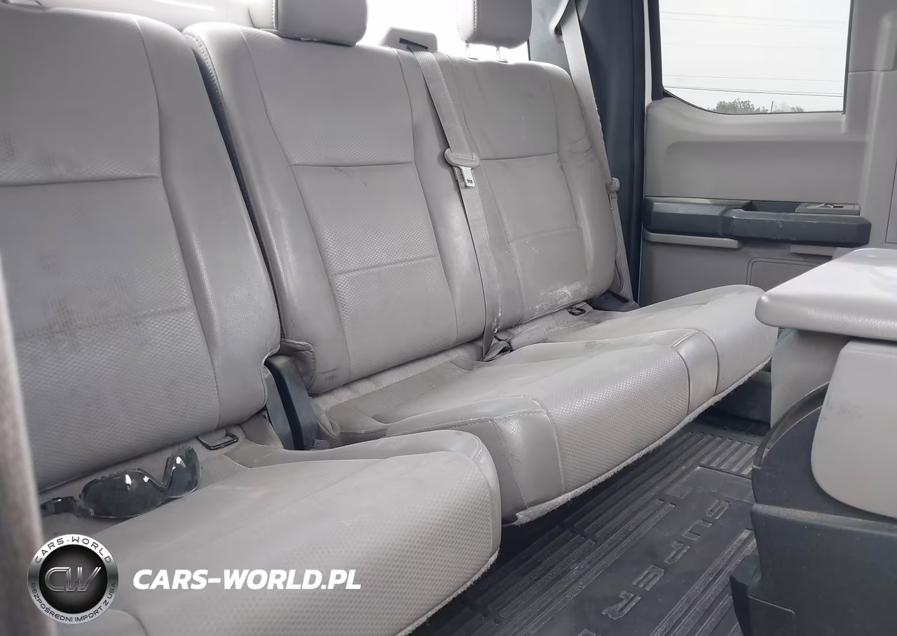 2019 Ford F-350 Chassis Xl VIN:1FD8X3H67KEF22022 - 7