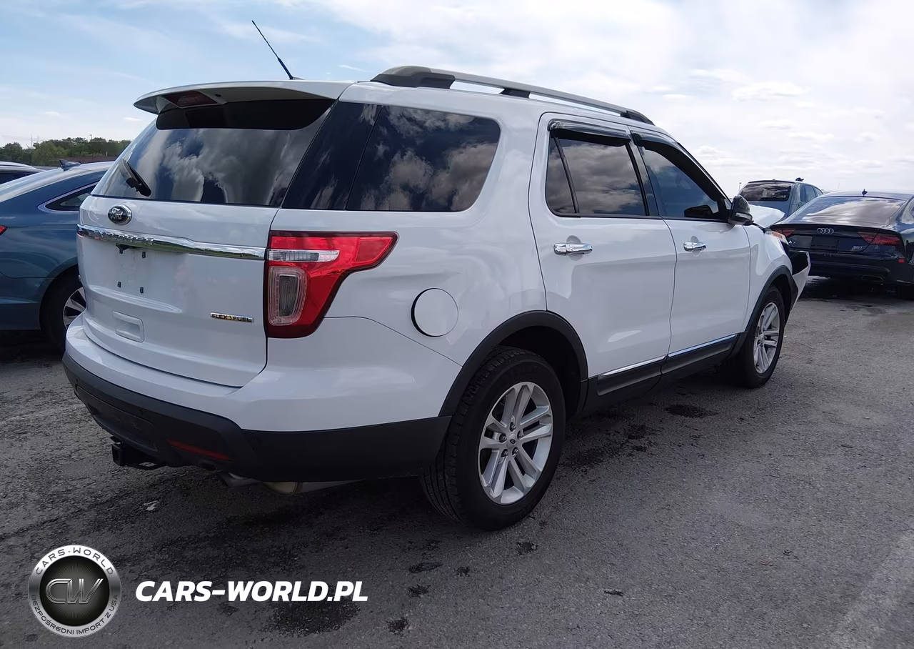 2014 Ford Explorer Xlt VIN:1FM5K7D88EGC59029 - 4