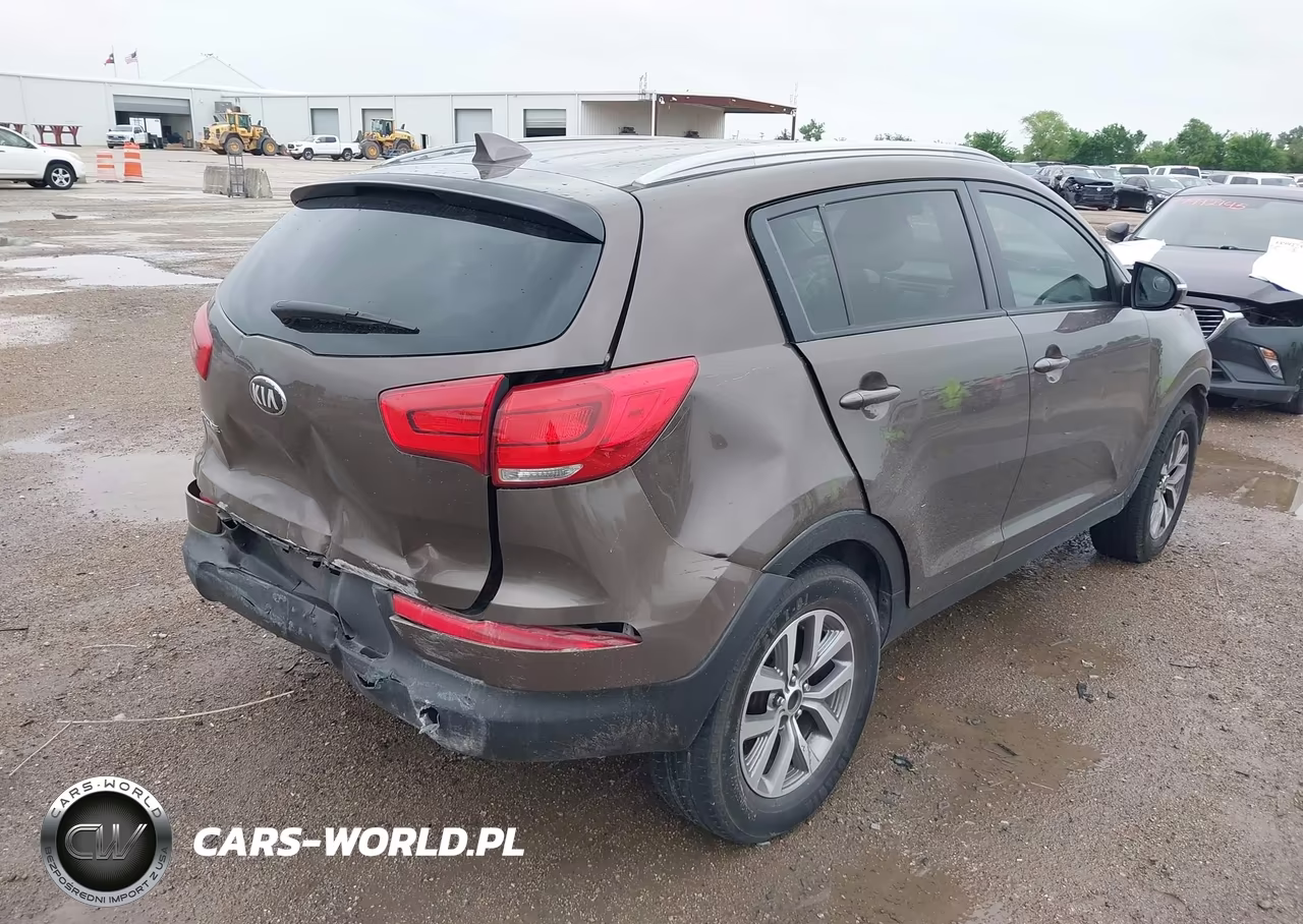 2015 Kia Sportage Lx VIN:KNDPB3AC2F7721309 - 4