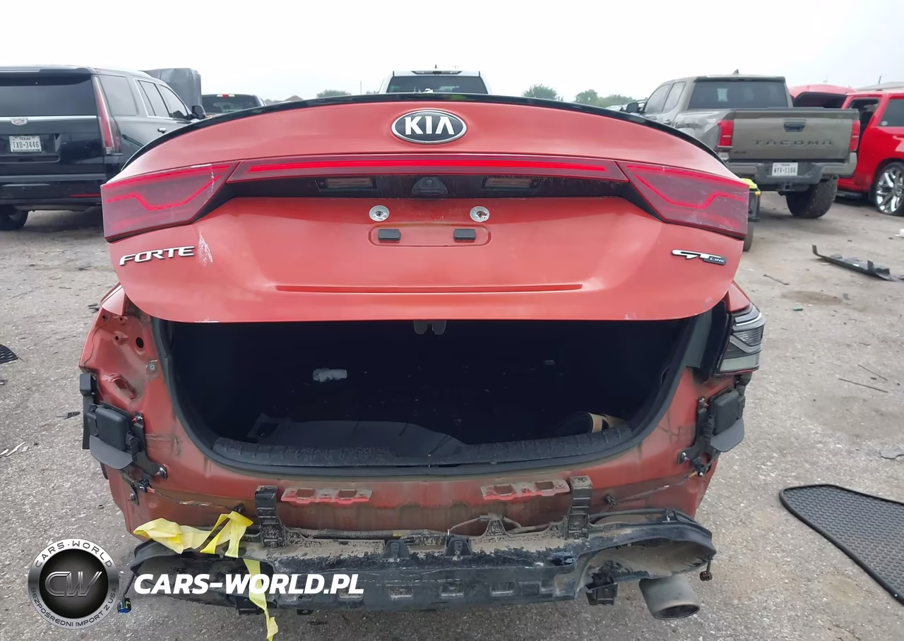 2021 Kia Forte Gt-Line VIN:3KPF34AD1ME338580 - 16