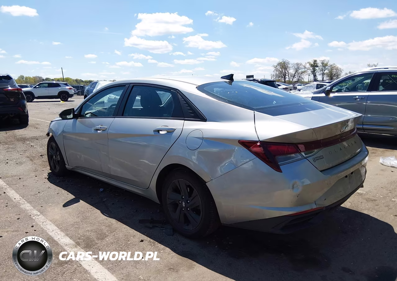 2022 Hyundai Elantra Sel VIN:5NPLM4AG0NH074291 - 3