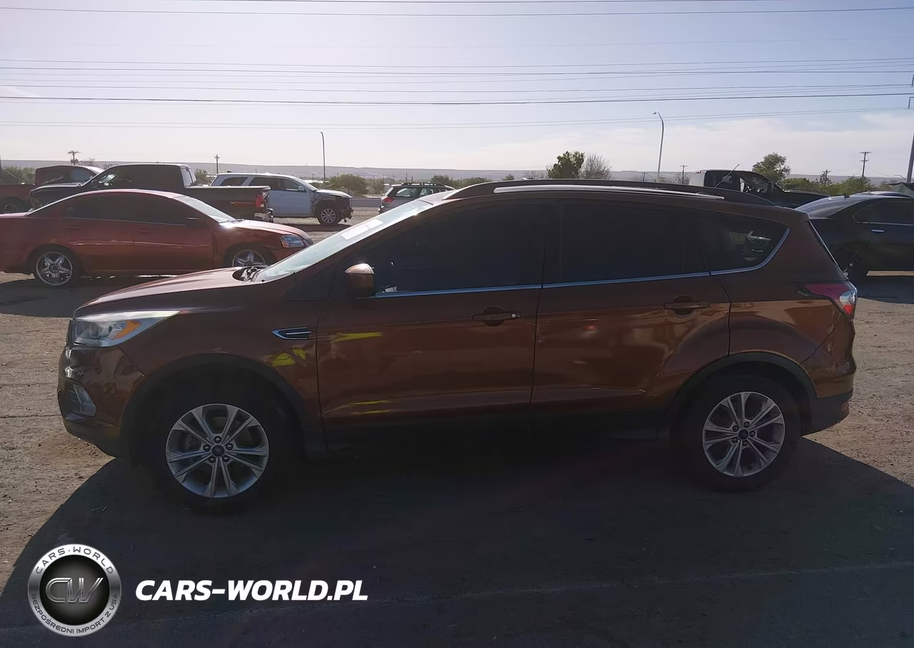 2017 Ford Escape Se VIN:1FMCU0GD8HUB52442 - 15