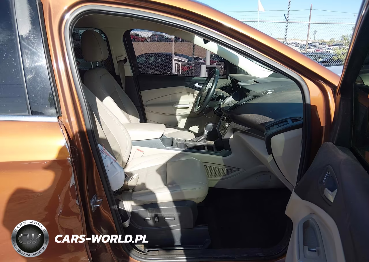 2017 Ford Escape Se VIN:1FMCU0GD8HUB52442 - 5