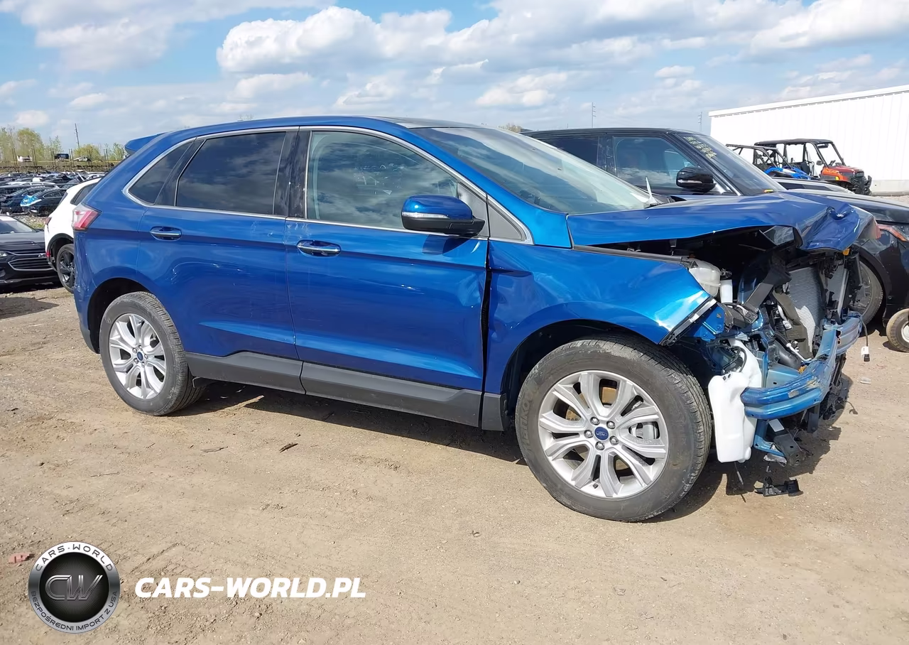 2020 Ford Edge Titanium