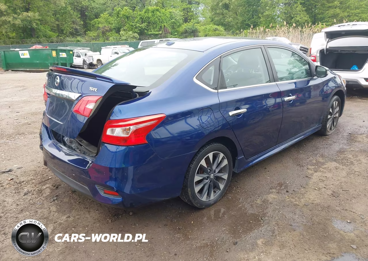 2017 Nissan Sentra Sr VIN:3N1AB7AP2HY216326 - 4