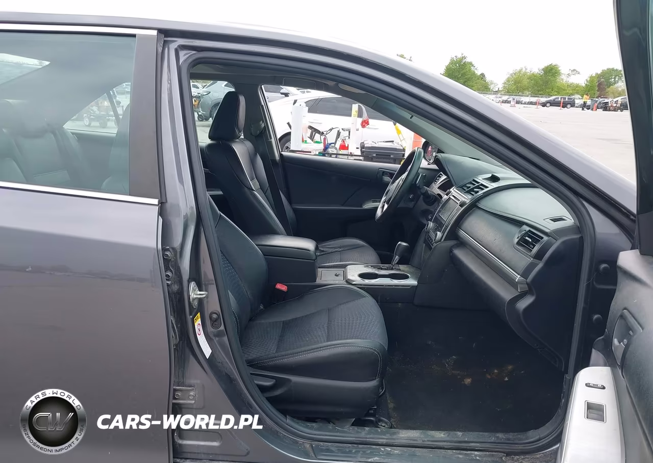 2014 Toyota Camry Se VIN:4T1BF1FK2EU329493 - 5