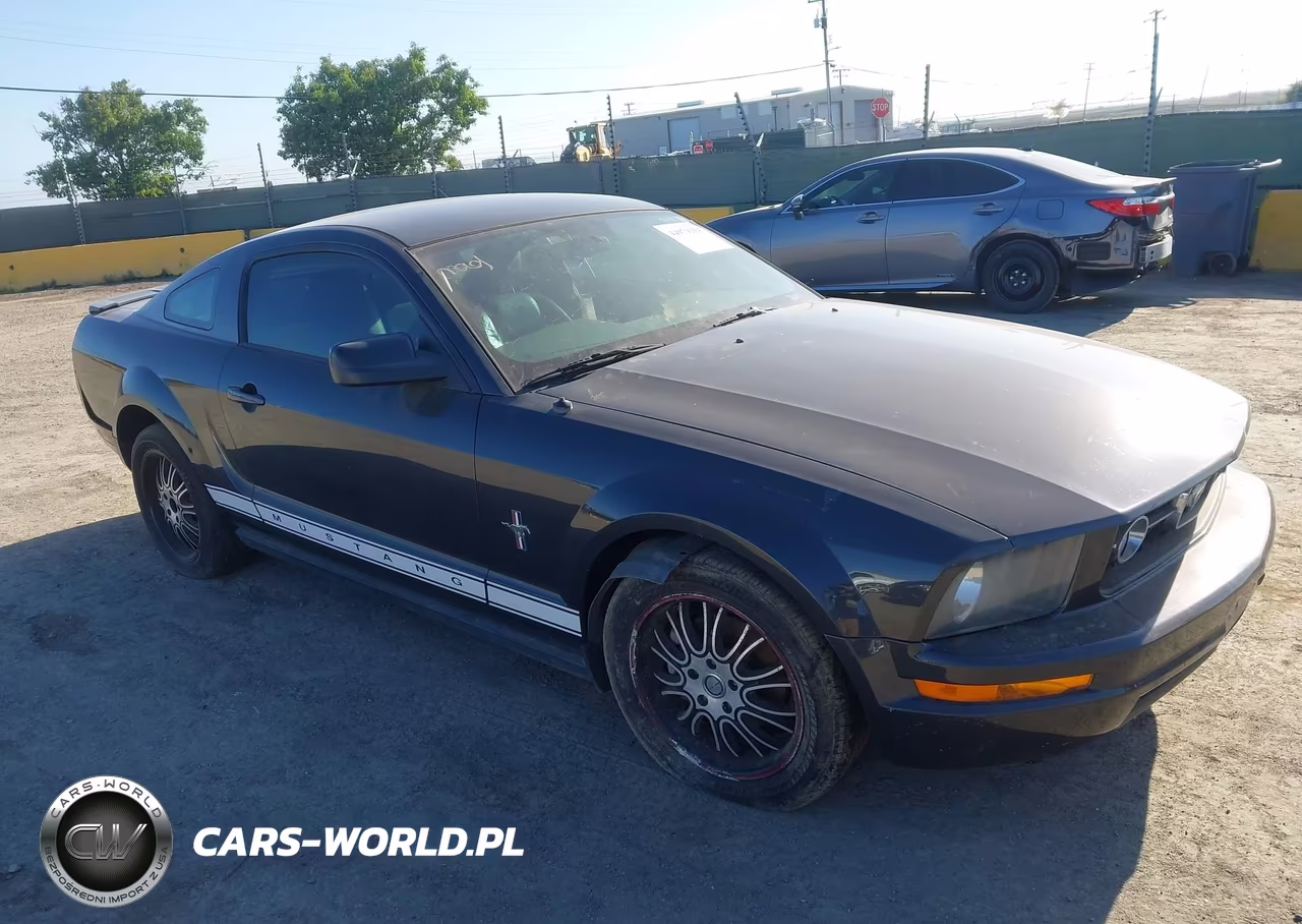 2007 Ford Mustang V6 Deluxe-V6 Premium