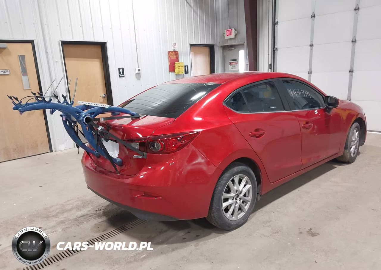2018 Mazda Mazda3 Sport VIN:3MZBN1U75JM194110 - 4