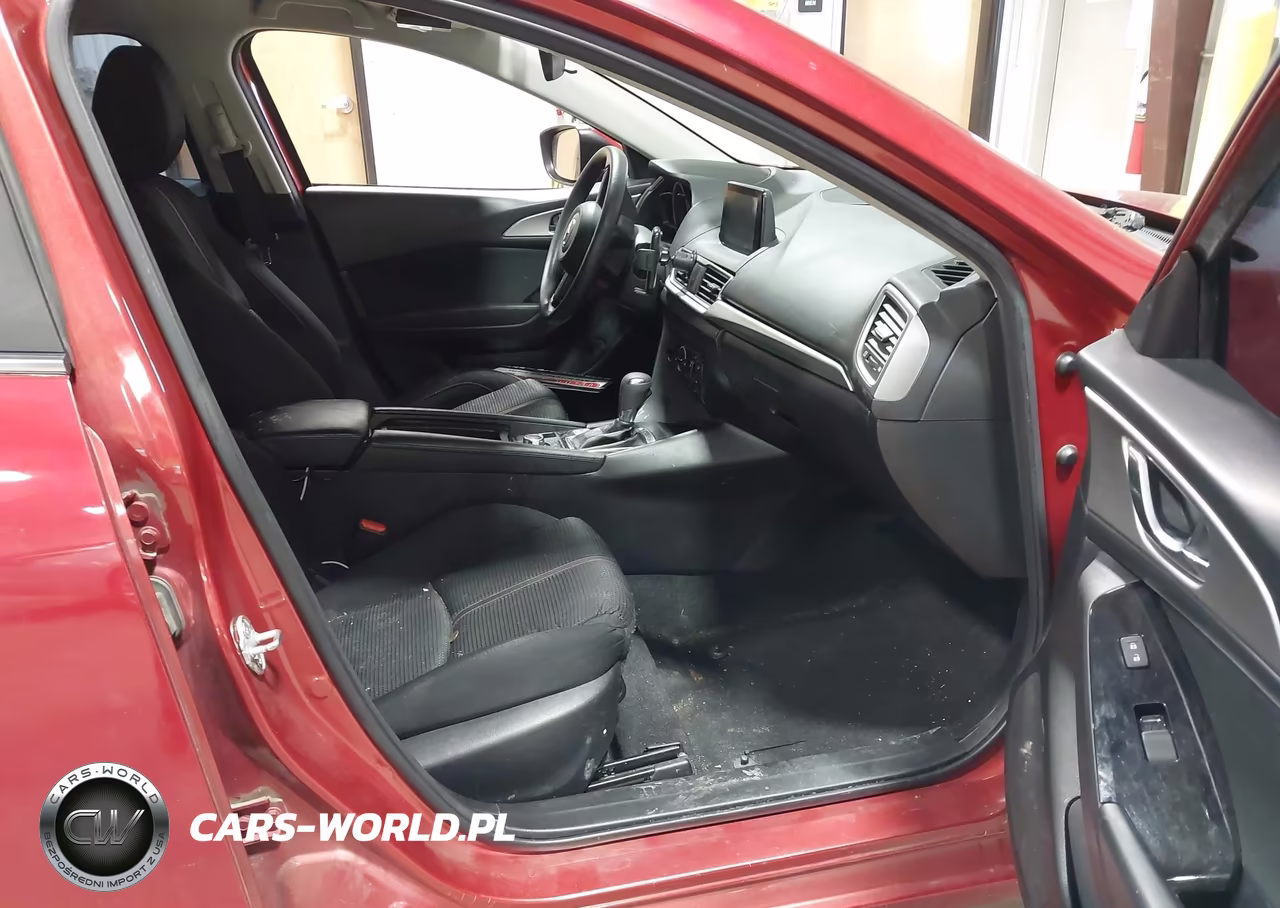 2018 Mazda Mazda3 Sport VIN:3MZBN1U75JM194110 - 5