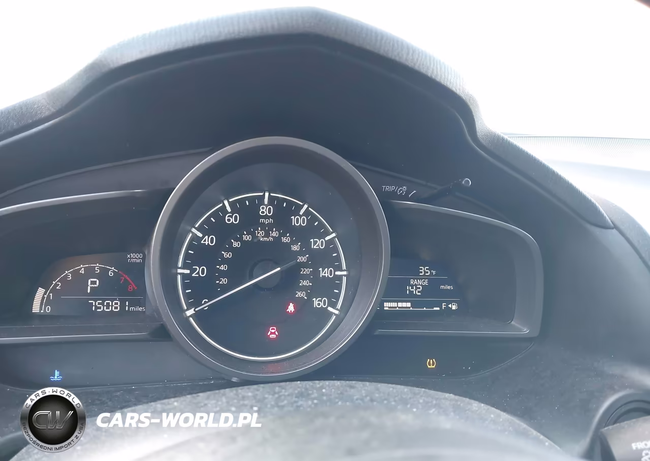 2018 Mazda Mazda3 Sport VIN:3MZBN1U75JM194110 - 7