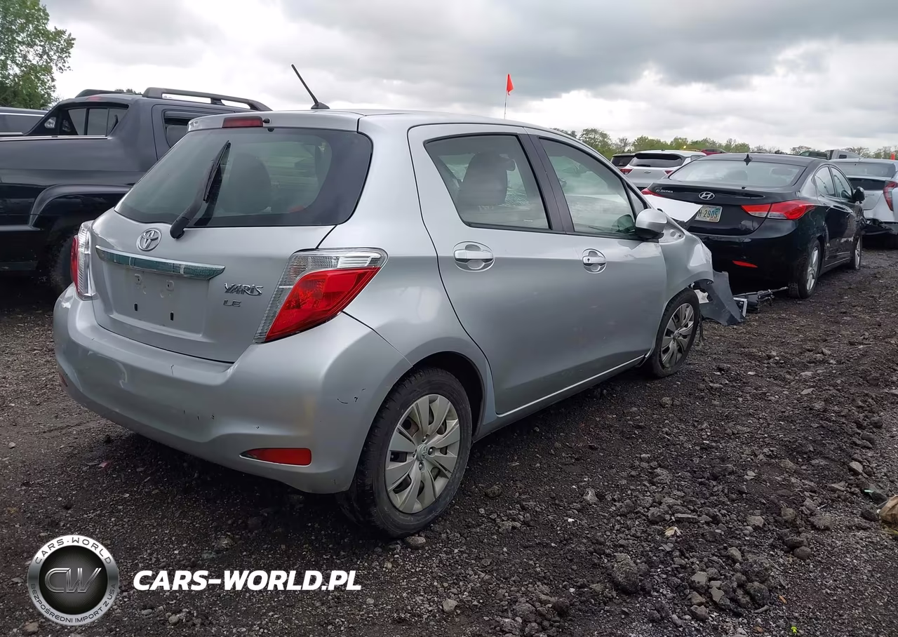 2012 Toyota Yaris Le VIN:JTDKTUD30CD527206 - 4