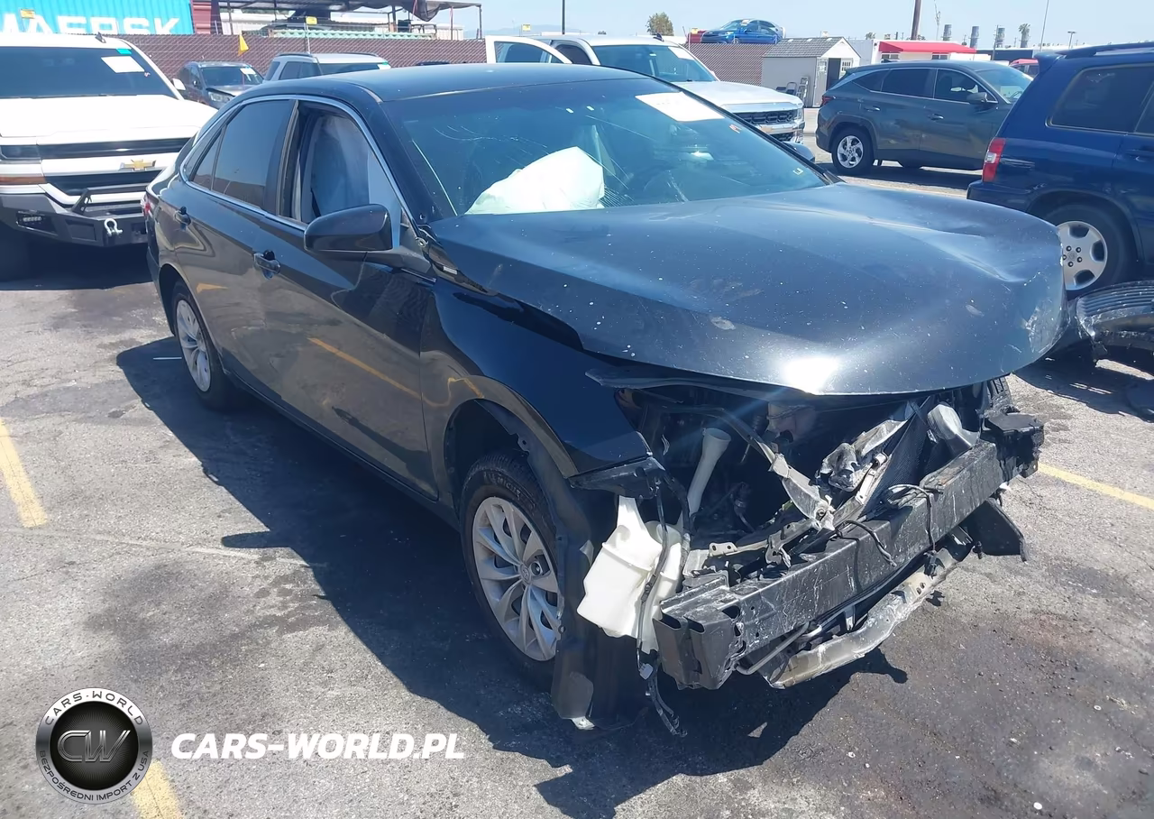 2015 Toyota Camry Le