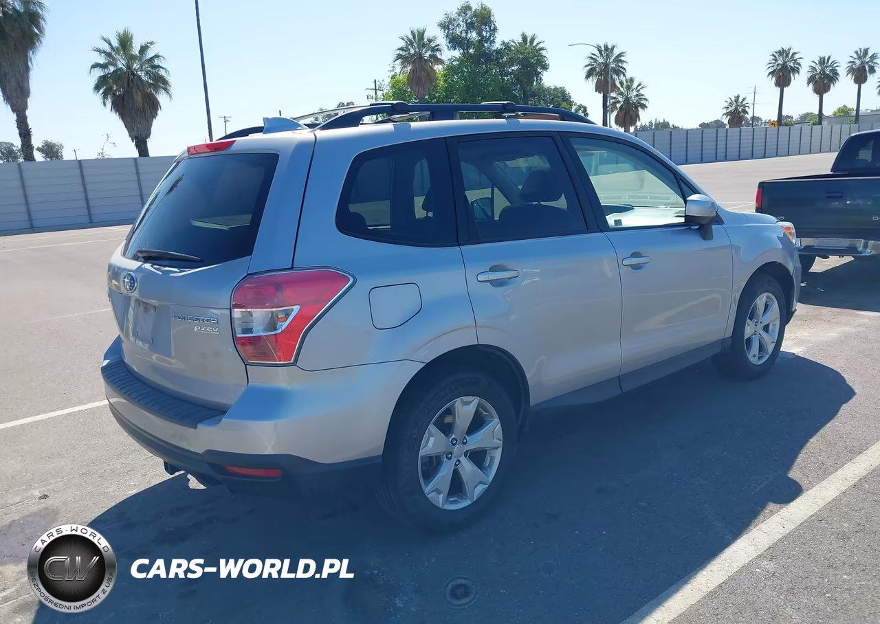 2016 Subaru Forester 2.5I Premium VIN:JF2SJADC2GH504739 - 4