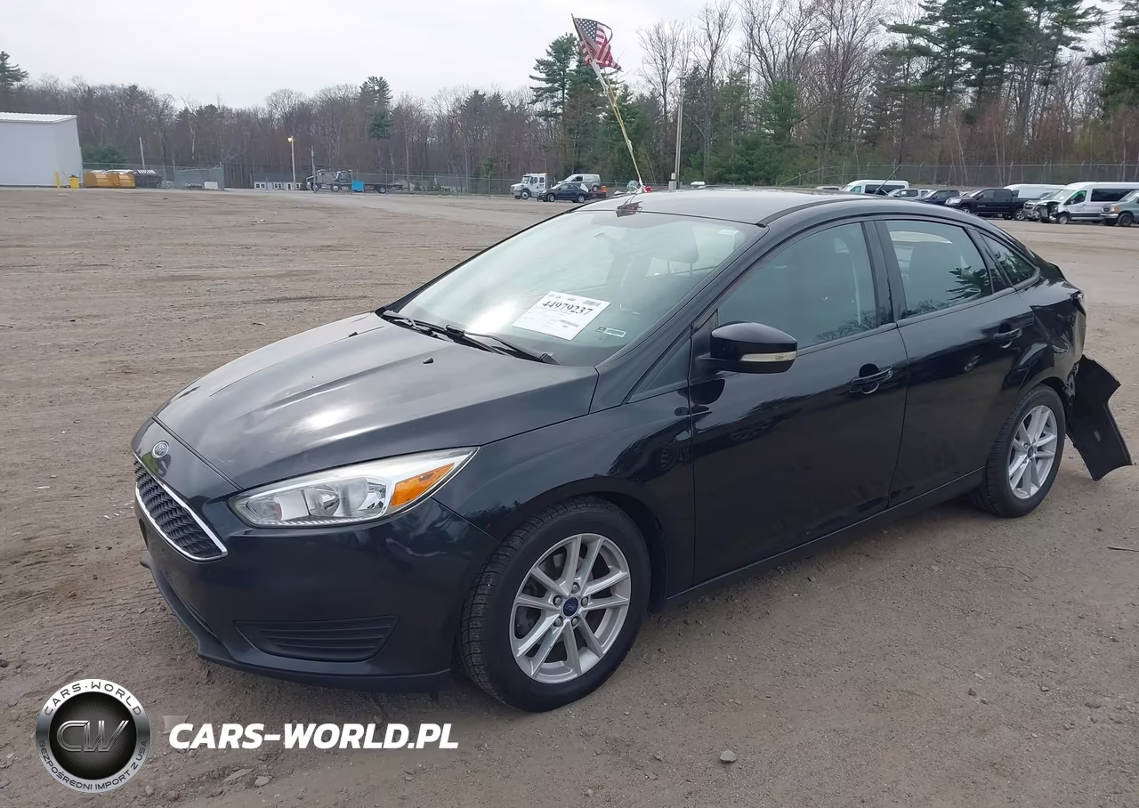 2018 Ford Focus Se VIN:1FADP3FE0JL219242 - 2