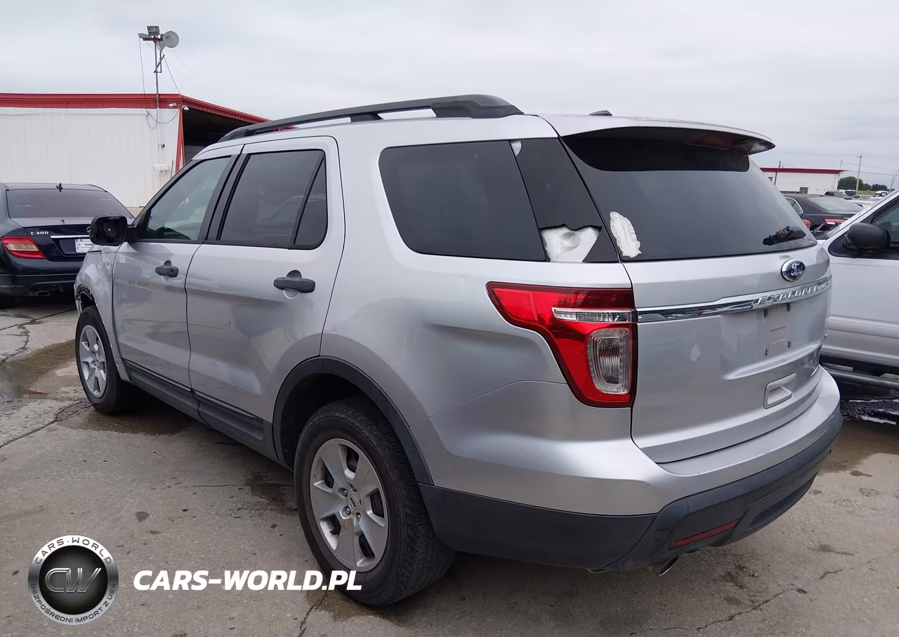 2014 Ford Explorer VIN:1FM5K7B8XEGB51563 - 3