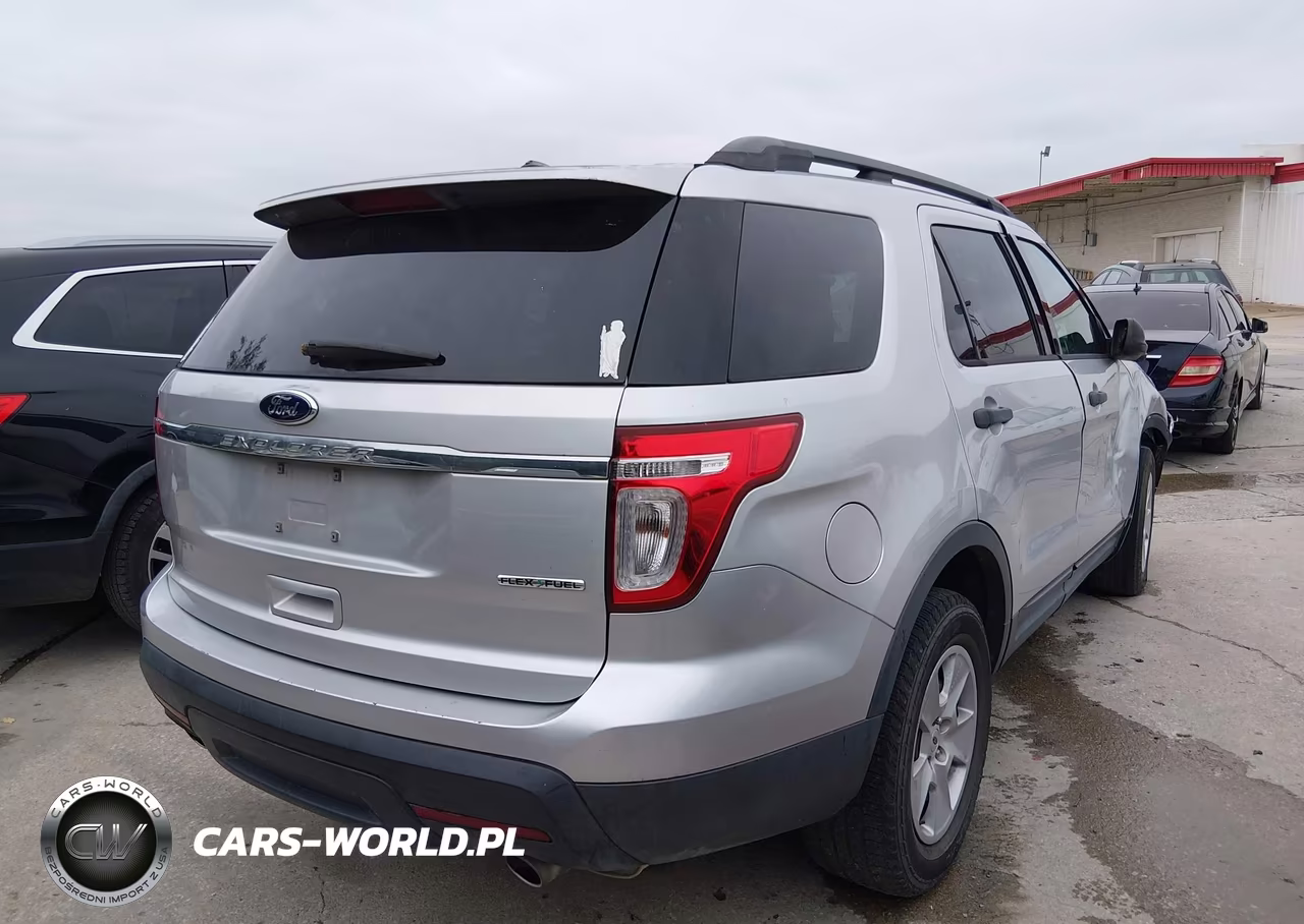 2014 Ford Explorer VIN:1FM5K7B8XEGB51563 - 4