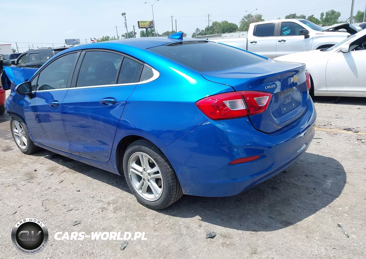 2017 Chevrolet Cruze Lt Auto VIN:1G1BE5SM9H7272369 - 3