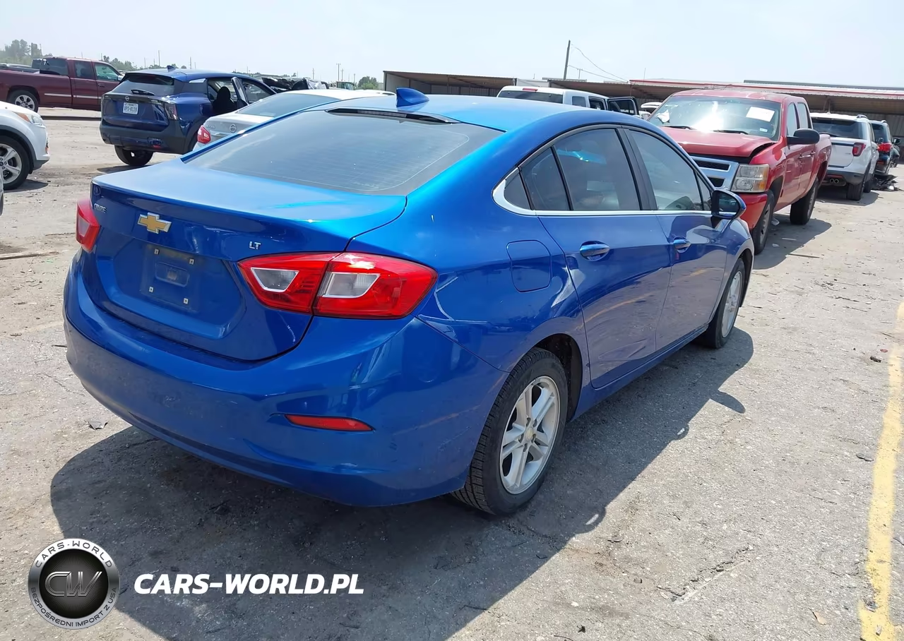 2017 Chevrolet Cruze Lt Auto VIN:1G1BE5SM9H7272369 - 4