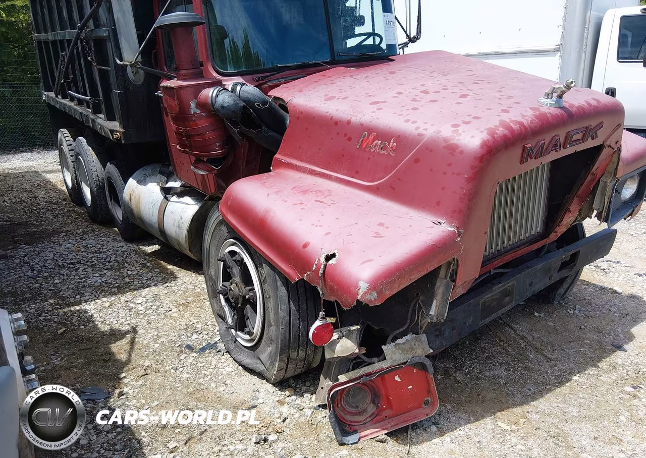 1972 Mack Dump Truck VIN:RD68581476 - 6