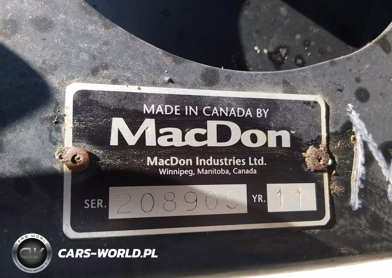 2011 Macdon Header Fd 70 VIN:208905 - 9