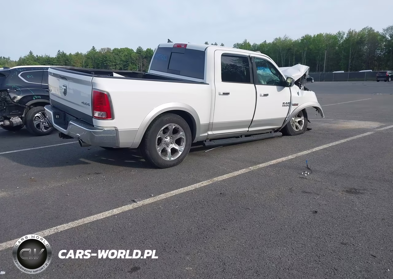 2013 Ram 1500 Laramie VIN:1C6RR7NTXDS505683 - 4