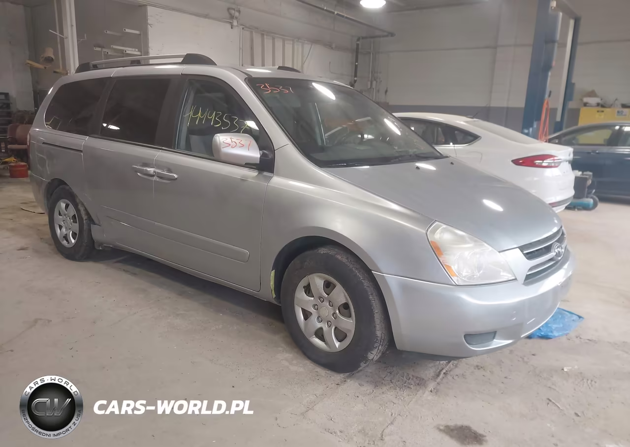 2007 Kia Sedona Lx