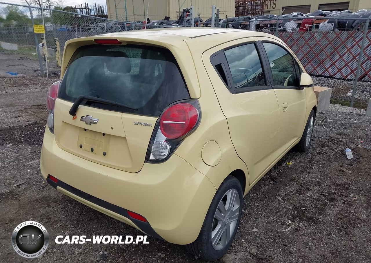 2014 Chevrolet Spark Ls Manual VIN:KL8CA6S97EC481579 - 4