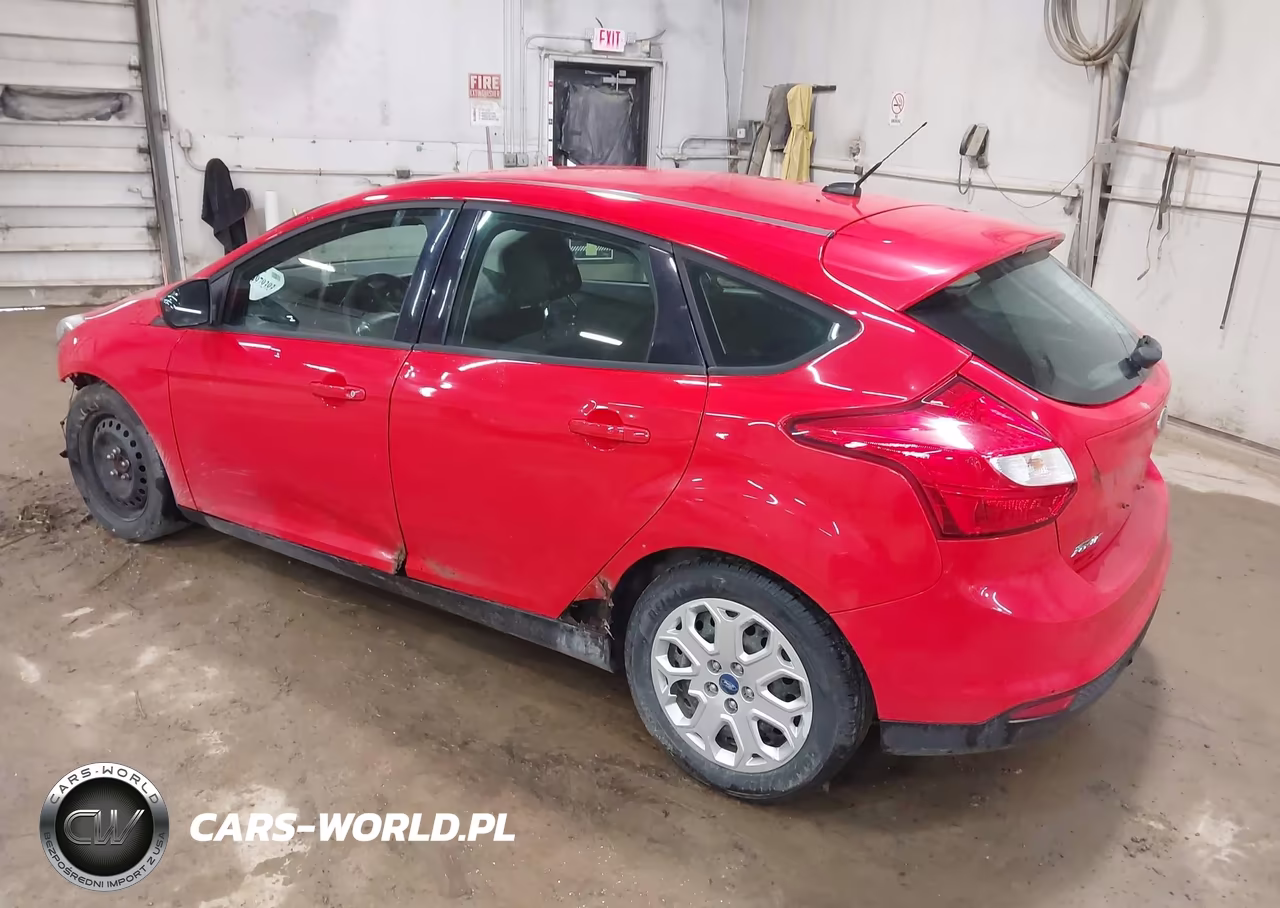 2012 Ford Focus Se VIN:1FAHP3K25CL242368 - 3