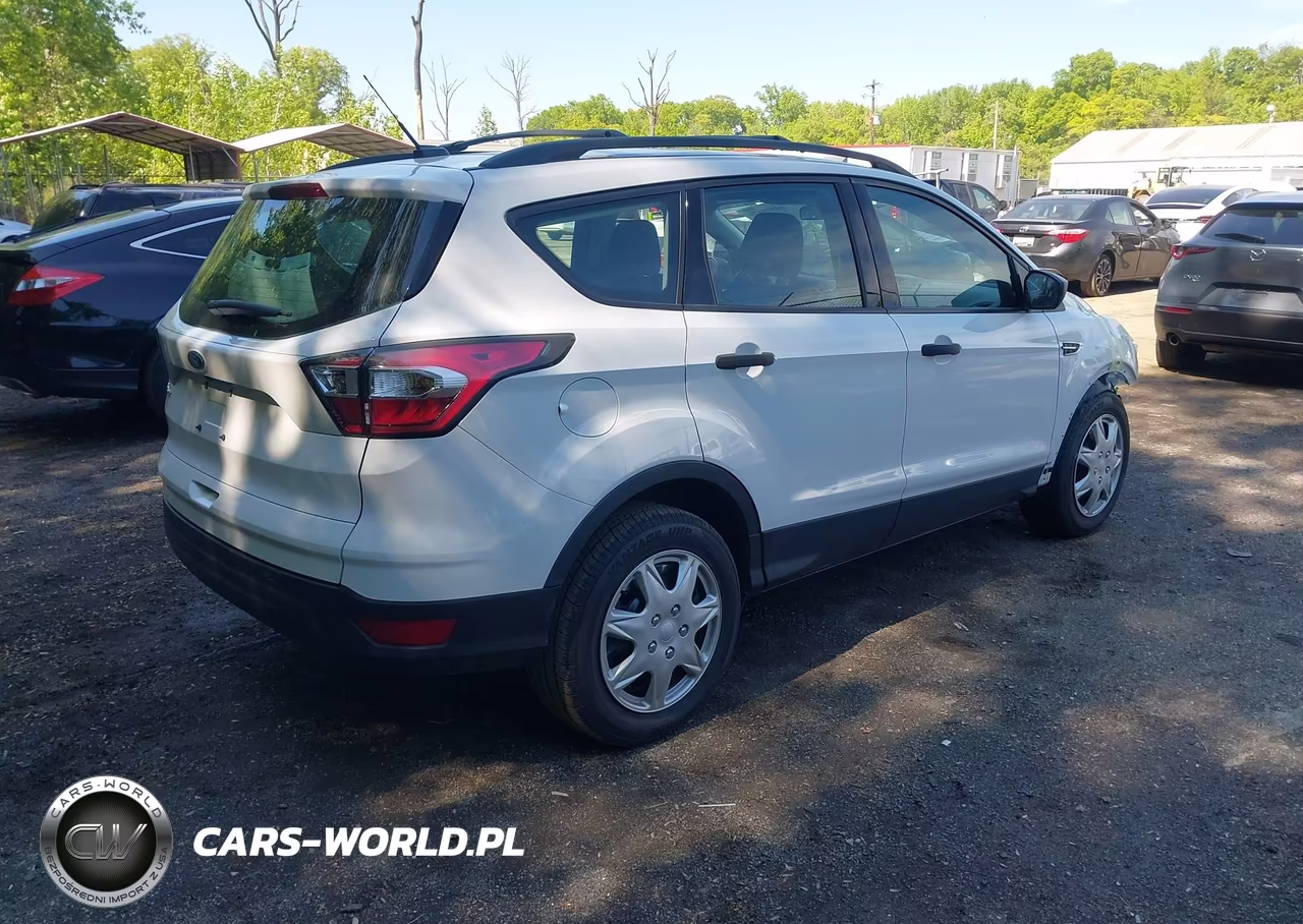 2017 Ford Escape S VIN:1FMCU0F78HUB37306 - 4
