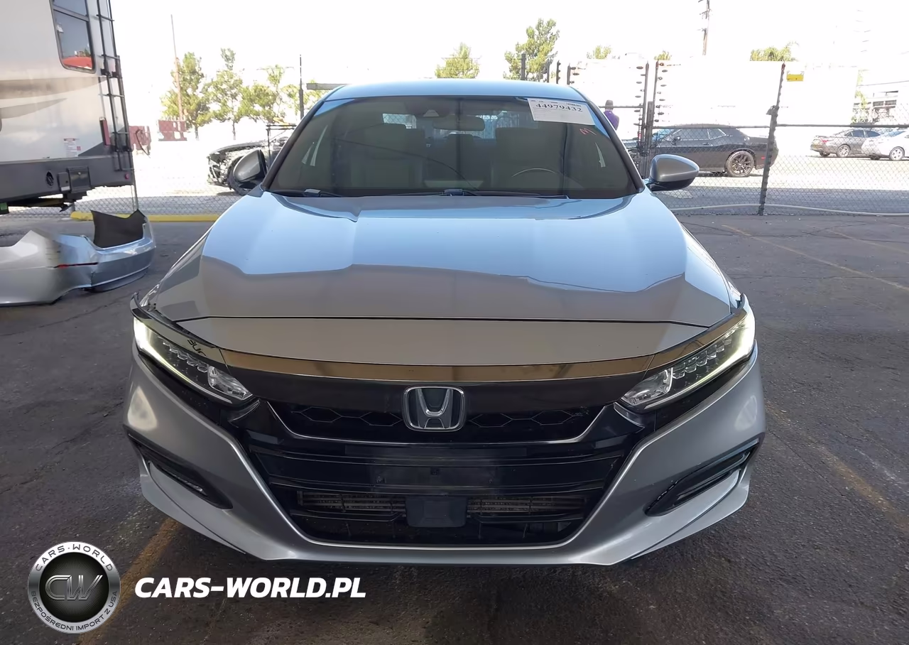 2018 Honda Accord Sport VIN:1HGCV1F32JA095275 - 13