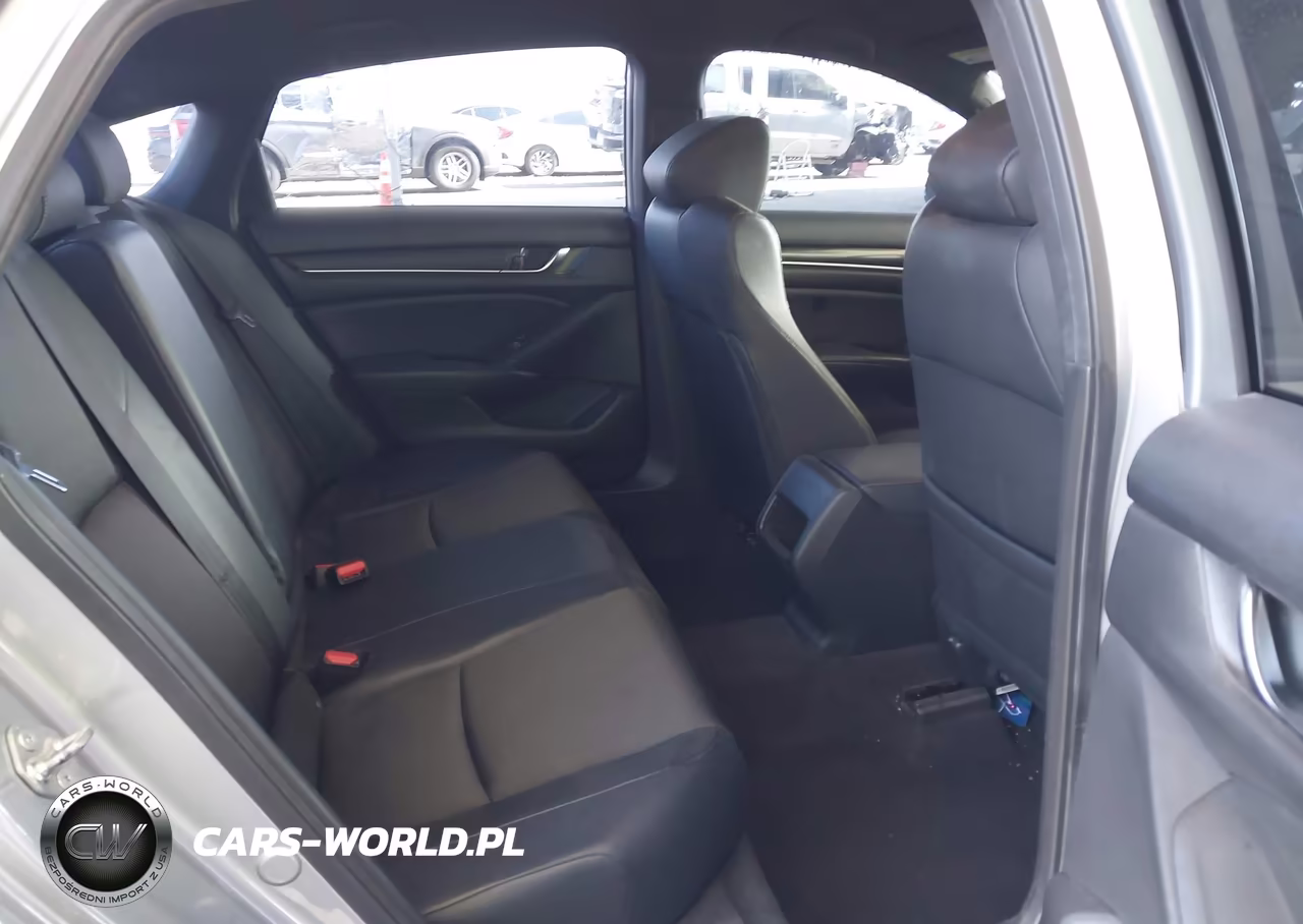 2018 Honda Accord Sport VIN:1HGCV1F32JA095275 - 8