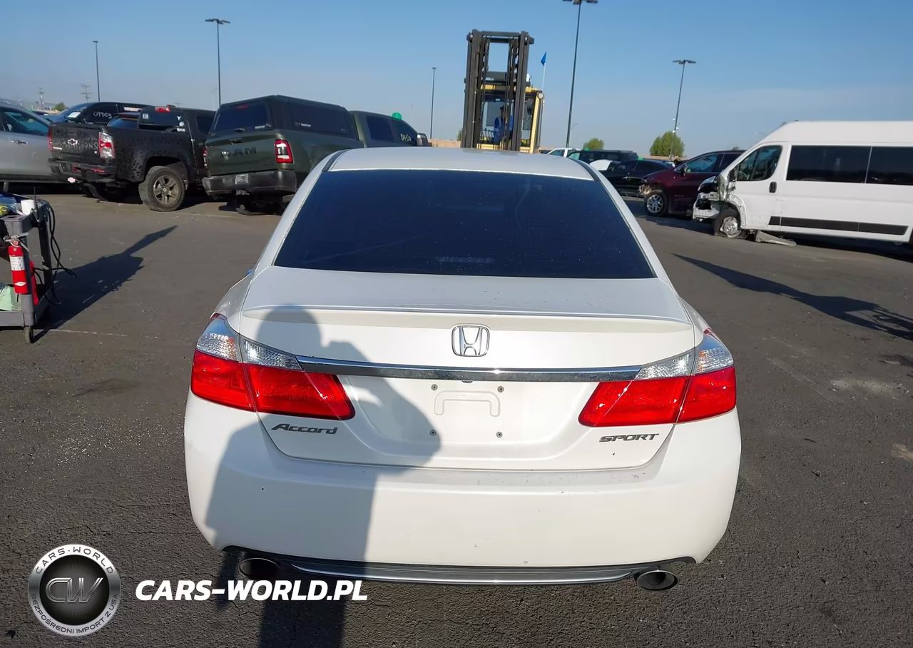 2013 Honda Accord Sport VIN:1HGCR2F5XDA214187 - 17