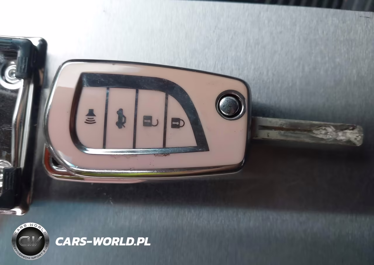 2018 Toyota Camry Se VIN:4T1B11HK0JU567736 - 11