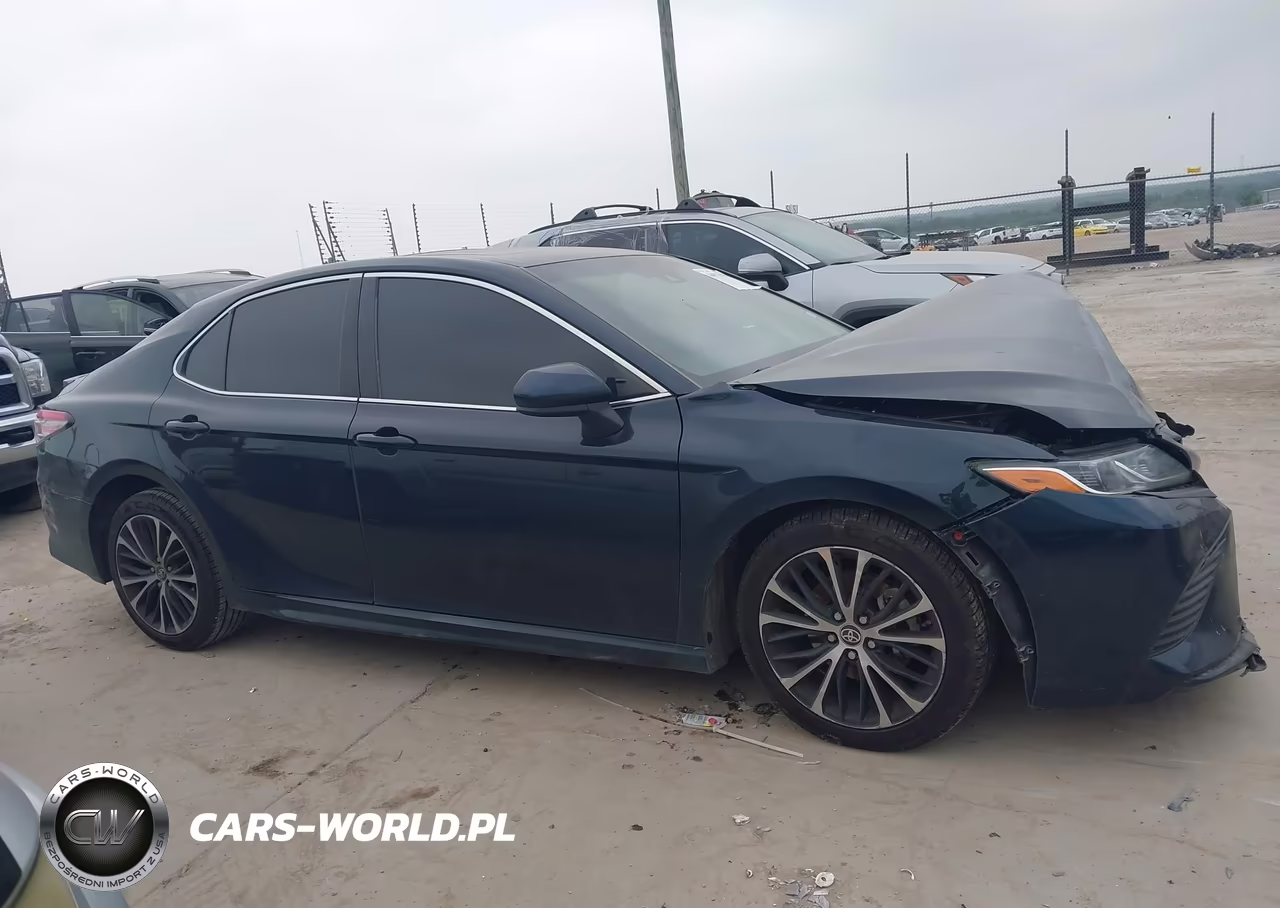 2018 Toyota Camry Se VIN:4T1B11HK0JU567736 - 13