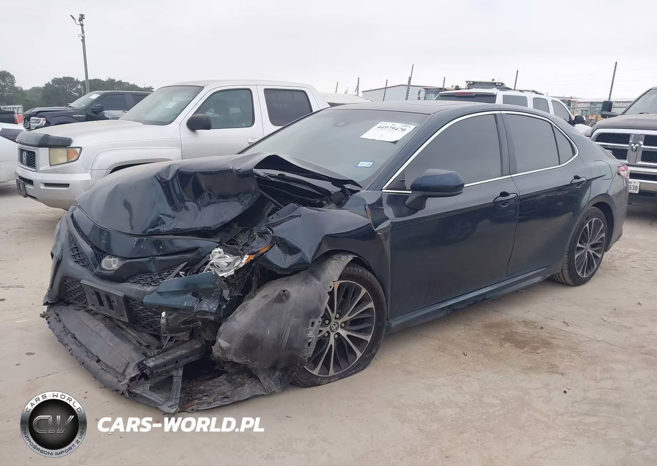 2018 Toyota Camry Se VIN:4T1B11HK0JU567736 - 2