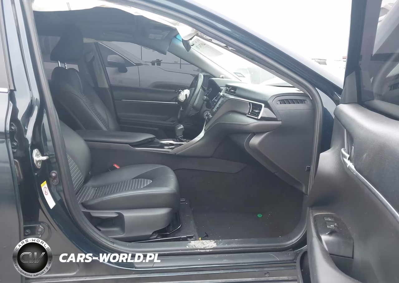 2018 Toyota Camry Se VIN:4T1B11HK0JU567736 - 5