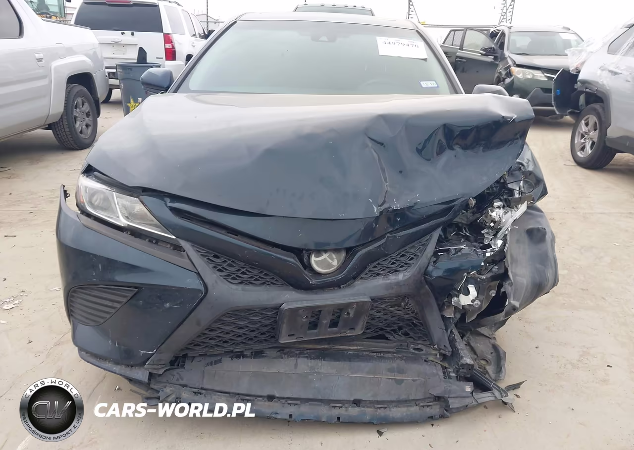 2018 Toyota Camry Se VIN:4T1B11HK0JU567736 - 6