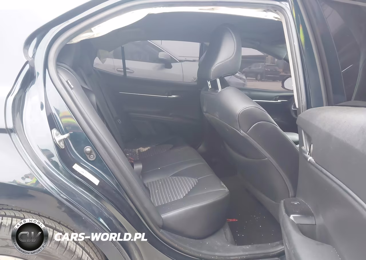2018 Toyota Camry Se VIN:4T1B11HK0JU567736 - 8