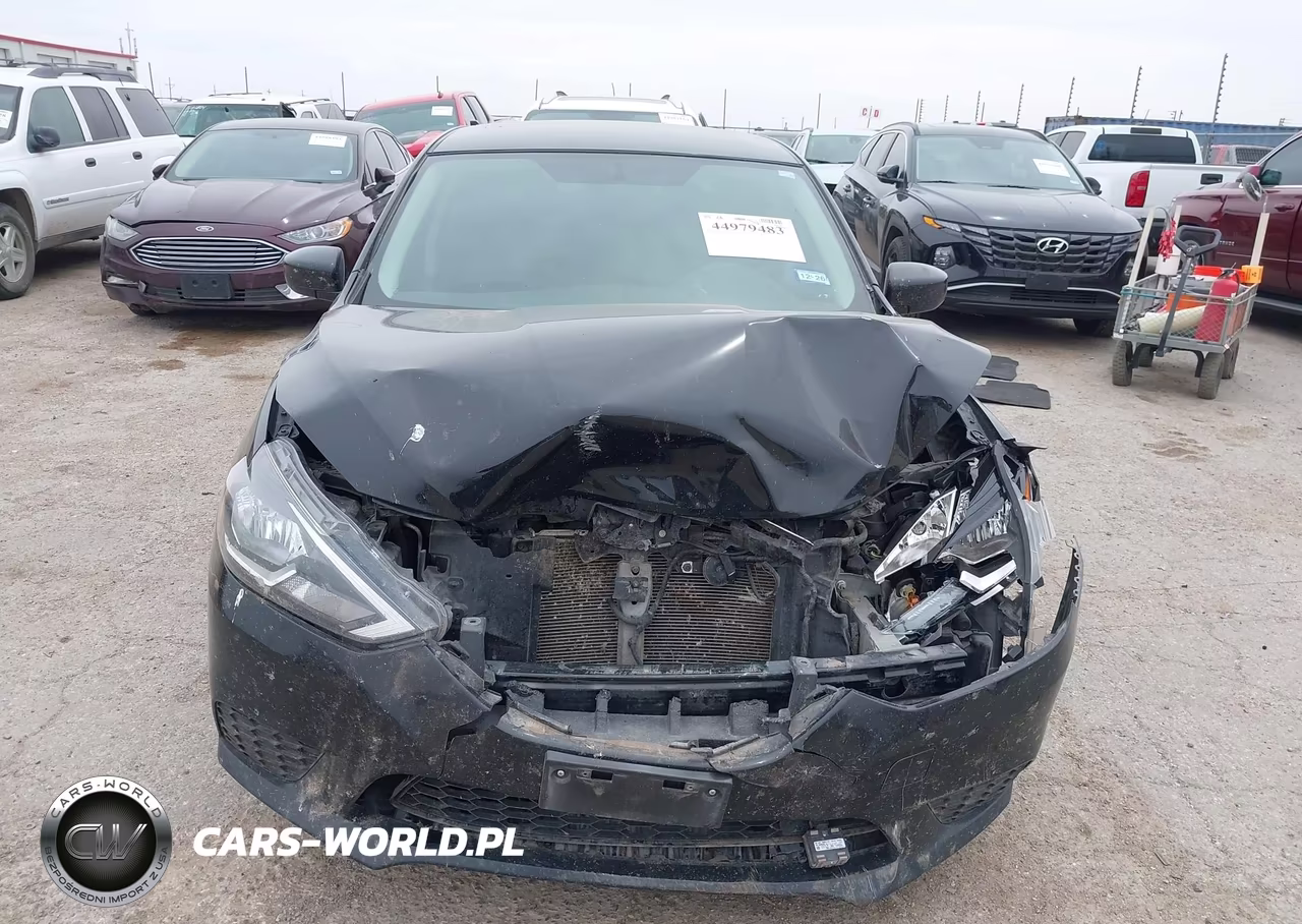 2018 Nissan Sentra S VIN:3N1AB7AP7JY312183 - 12