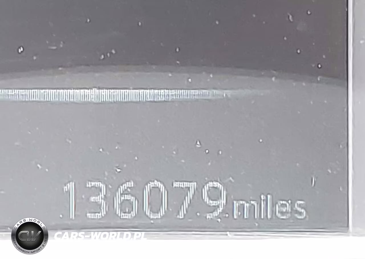 2018 Nissan Sentra S VIN:3N1AB7AP7JY312183 - 15